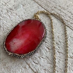 NWOT Ruby Agate Pendant Necklace